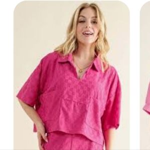 Andthewhy Top, Size L, Hot Pink, Cropped, Front Pockets, Shadow Box Pattern, NEW